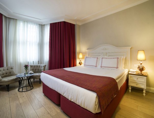 Amofta-triple-superior-room-001