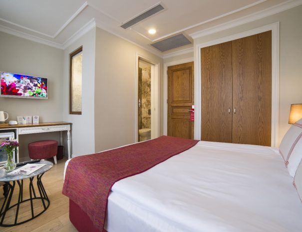 Amofta-standard-double-room-01-05